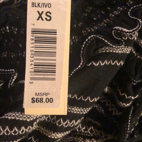 Max Studio Off The Shoulder Top NWT XS - Picture 3 of 3